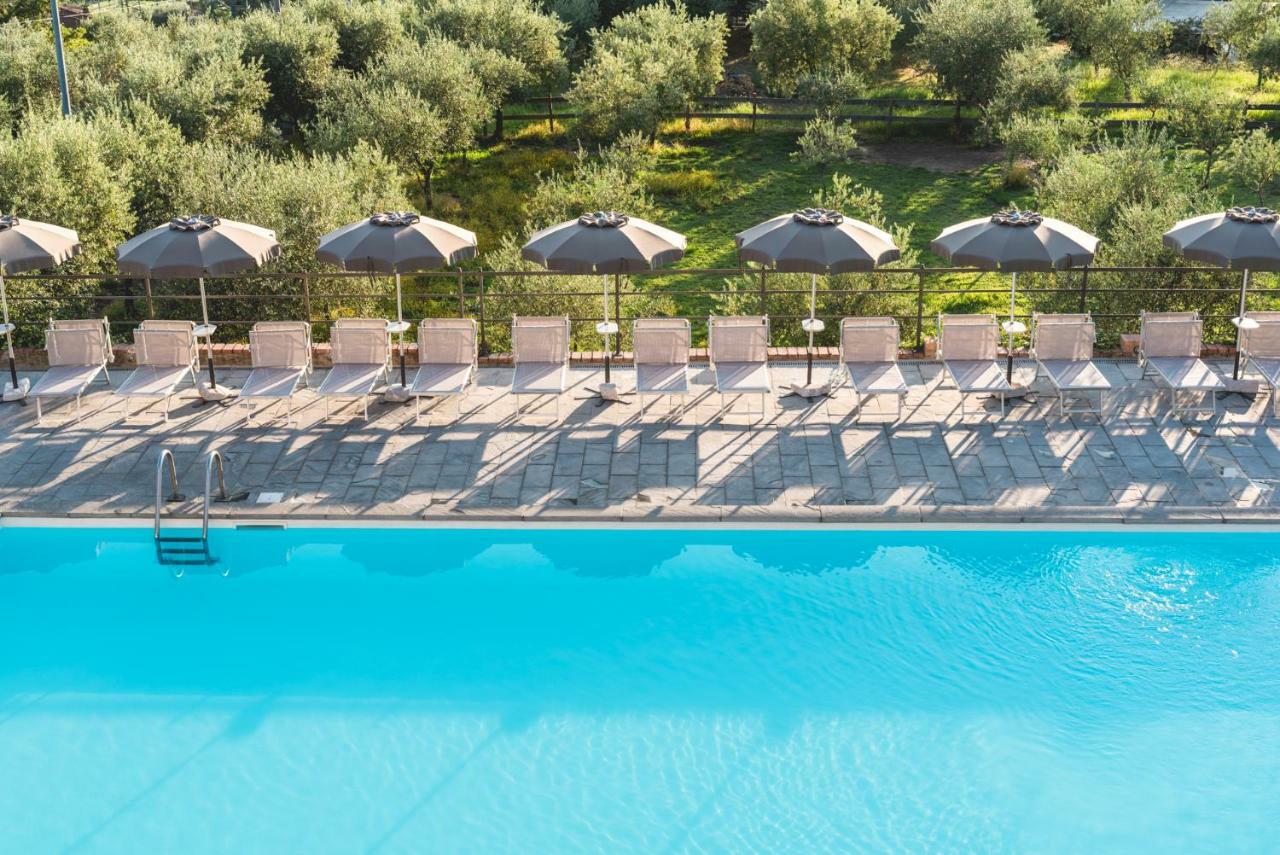 קסטלנואובו מגרה Ippotur Medieval Resort מראה חיצוני תמונה